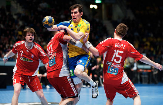 Michal Kopco och Maros Balaz, Slovakien, stoppar Dalibor