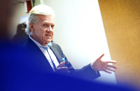 Nils Wiberg, Prioritet Finans