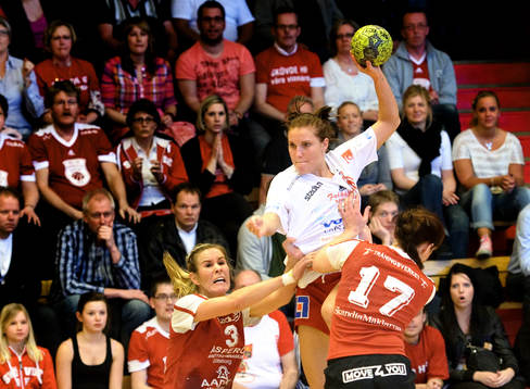 Alexandra Roos, Skövde