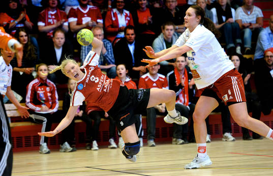 Caroline Levander, Heid