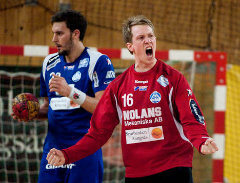 Mikael Aggefors, målvakt Alingsås, jubel