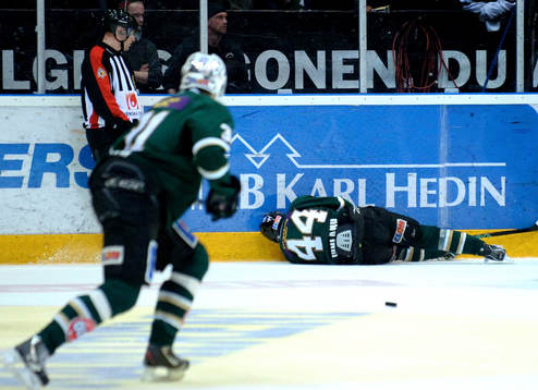Jonas Junland, Färjestad, skada