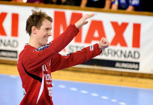 Mikael Aggefors, målvakt, Alingsås, jubel