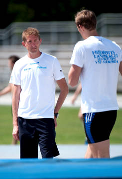 Yannick Tregaro, tränare och Emil Svensson