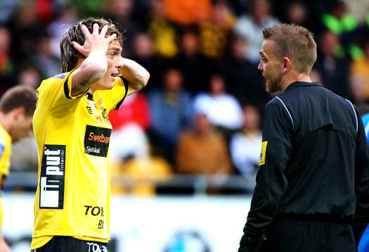 Lasse Nilsson, Elfsborg, Johan Hamlin, domare