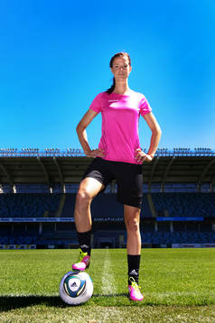 Lotta Schelin. Stadium, Adidas