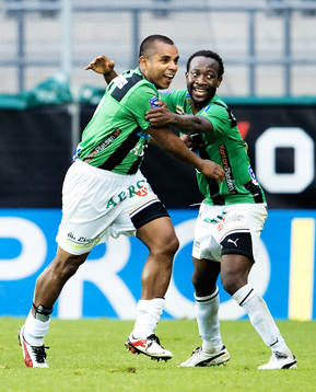 Alvaro Santos, Reuben Ayarna, Gais, jubel