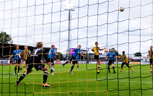 Bläddra bland fler bilder av Fotboll, Allsvenskan, Häcken - Halmstad