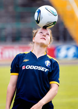 Bläddra bland fler bilder av Fotboll, VM, Dam, Sverige, Träning: