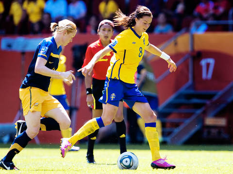 Lotta Schelin, Sverige