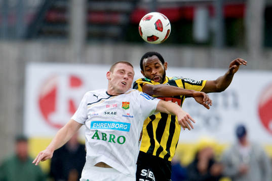 Calum Angus, Gais, Rene Makondele, Häcken