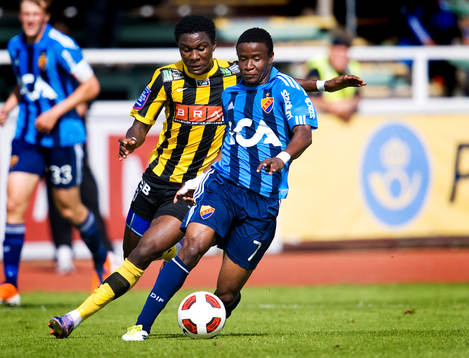 Bläddra bland fler bilder av Fotboll, Allsvenskan, Häcken - Djurgården: