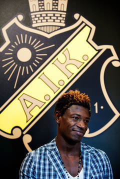 Mohamed Bangura lämnar AIK för Celtic