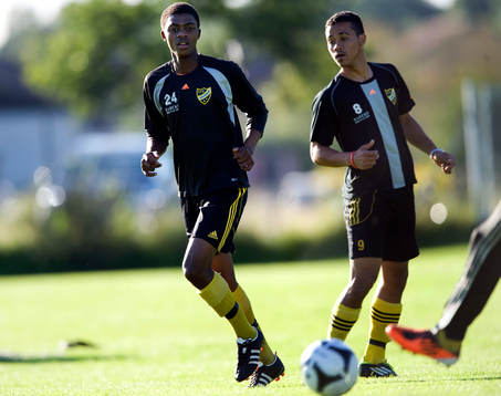 Chadley Jacobs och Sandile Hadebe, två sydafrikaner från