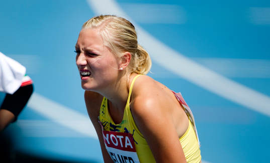 Moa Hjelmer, Sverige