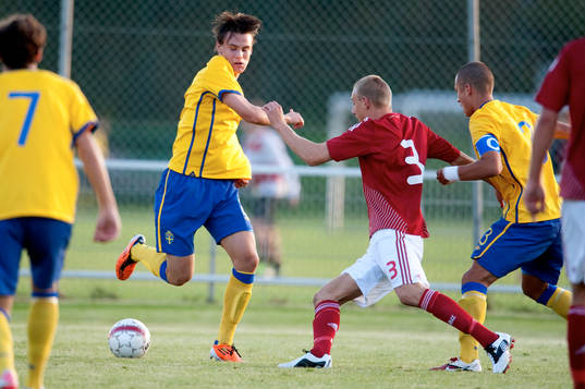 Philip Sparrdal Mantilla, Sverige, Nikolai Brock-Madsen,