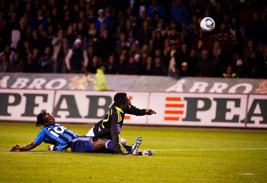 Kebba Ceesay, Djurgården, stoppar Kwame Karikari, AIK