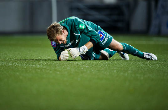 Niklas Westberg, målvakt, har ont