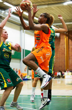 Tanya Massamba, Norrköping Dolphins