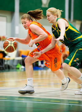 Frida Jehrn Bruhn, Norrköping Dolphins, kämpar sig förbi