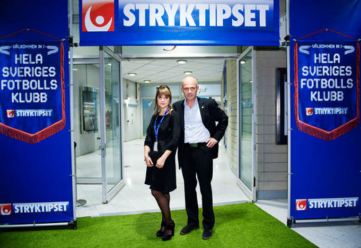 Erik Kotschack, Svenska spel, med sällskap