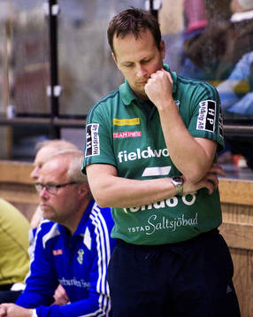 Markus Lindgren, assisterande tränare,  Ystad, depp