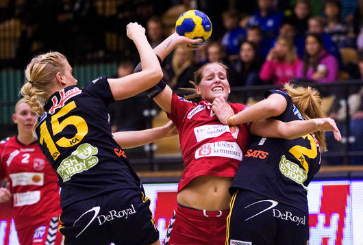 Jennie Linell, H65 Höör stoppas av Jenny Alm, Martina