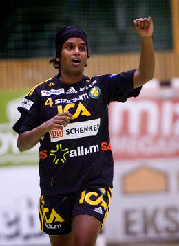 Louise Sand, jubel