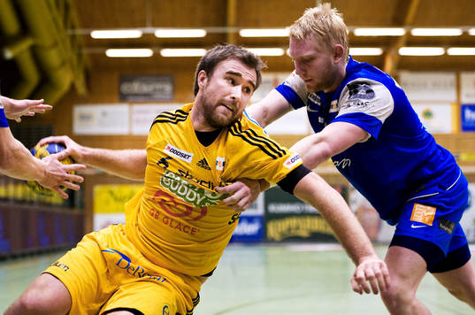 Michael Apelgren, Sävehof smiter förbi Victor