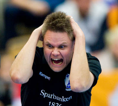 Kenneth Andersson, tränare, Kristianstad, förtvivlad.