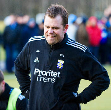 Mikael Stahre, tränare