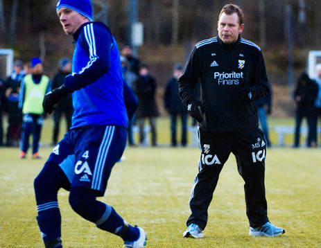 Mikael Stahre, tränare