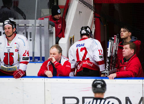 Daniel Åhsberg, Örebro, fick matchstraff