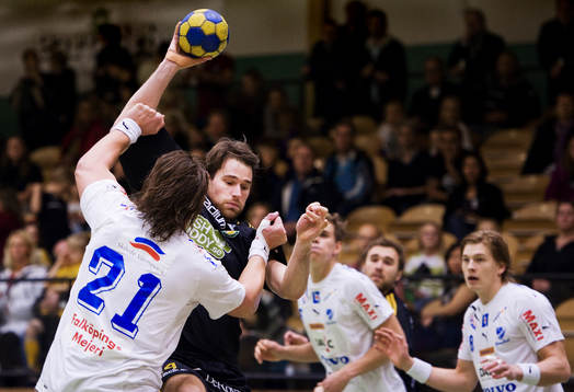Andreas Nilsson, Skövde stoppar Fredrik Larsson, Sävehof