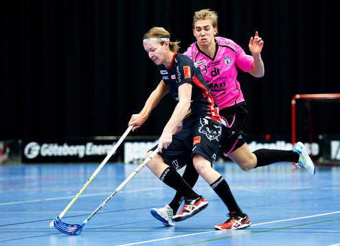 Patrik Malmström, Pixbo, jagas av Mattias Carlgren, Falun