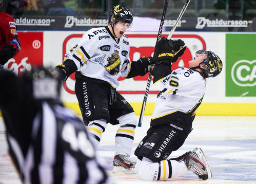 David Lillieström Karlsson, Richard Gynge, AIK, jubel
