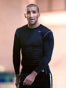 Mohammed Ali Khan, Häcken