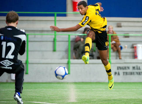 Eddie Hernandez, Häcken