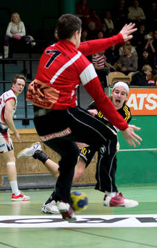 Victor Fridén, Sävehof. Stephen Nielsen, målvakt Malmö