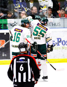 Kristofer Berglund och Martin Sevc, Färjestad, glädje,