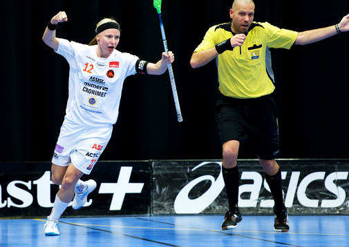 5, Pixbo - Rönnby: Karolina Widar, Rönnby, jubel