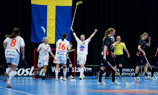 5, Pixbo - Rönnby: Sanna Scheer, Rönnby, jubel