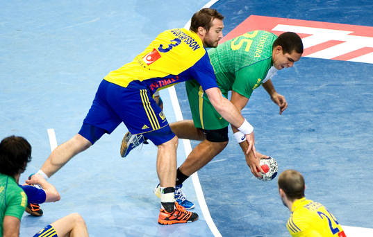 Mattias Gustafsson, Sverige försöker stoppa Vinicius