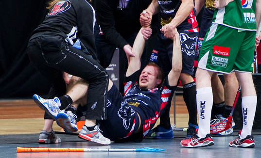 5, Pixbo - Dalen: Kalle Brännberg, Pixbo, skada