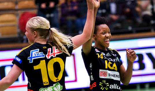 5, Sävehof - Västerås: Edijana Dafé, Sävehof, jubel