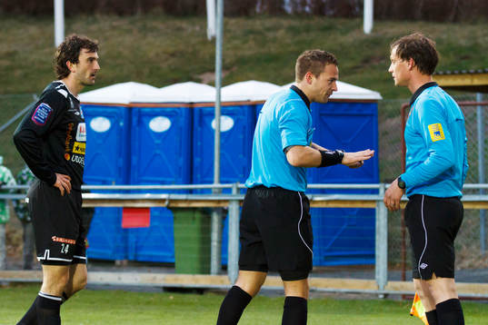 Aleksander Kitic, Ljungskile, Kristoffer Karlsson, domare i