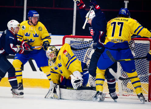 Viktor Fast, målvakt, Sverige, deppar när Jim Slater,