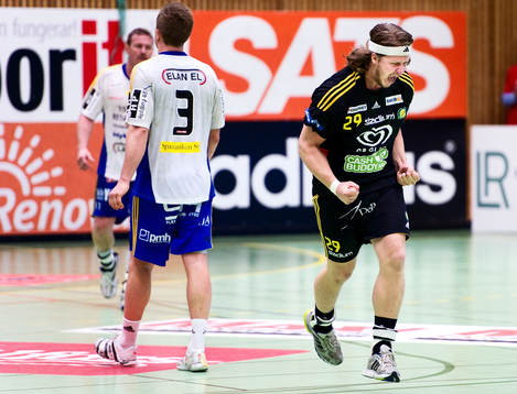 5, Sävehof - Ystad: Emil Berggren, Sävehof, jubel. Ystad
