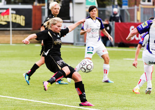 Bläddra bland fler bilder av Fotboll, Dam, Damallsvenskan, Kopparbergs Göteborg FC - Jitex
