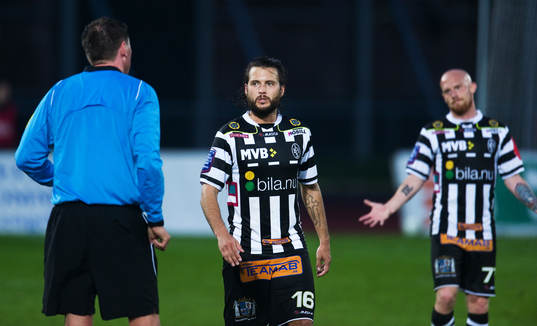 Patrik Åström, Max Mölder, är missnöjda med domares